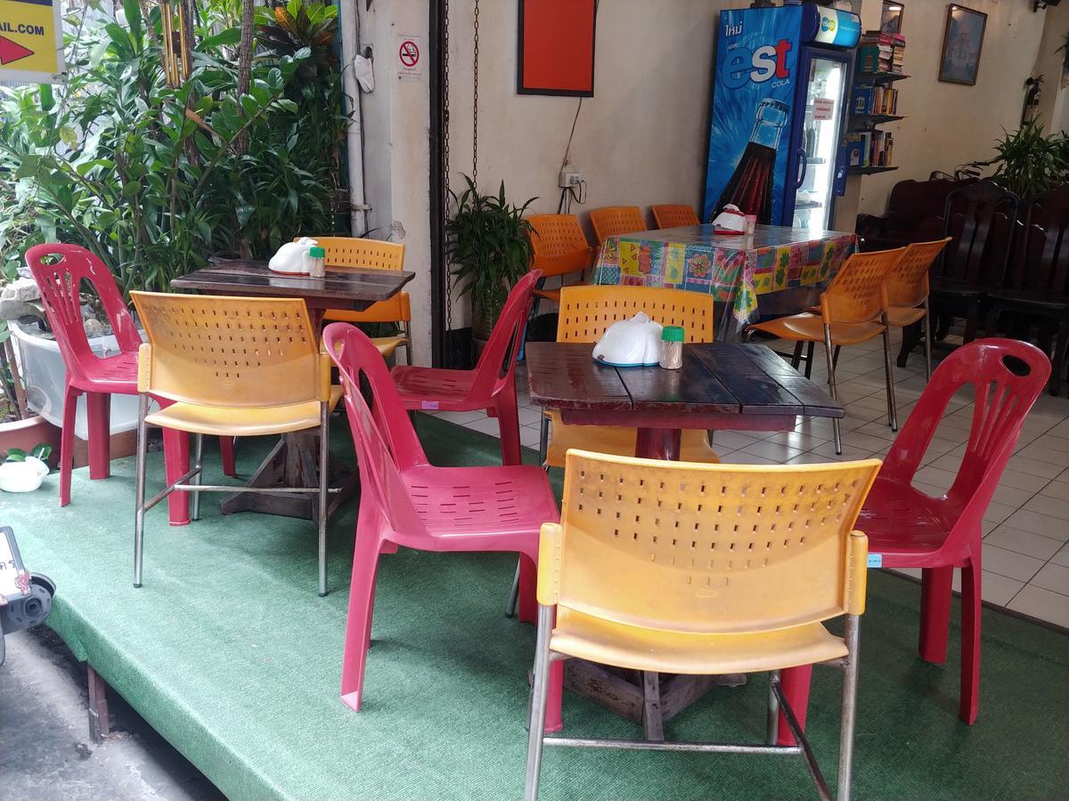 Prasuri Guest House Bangkok Bagian luar foto